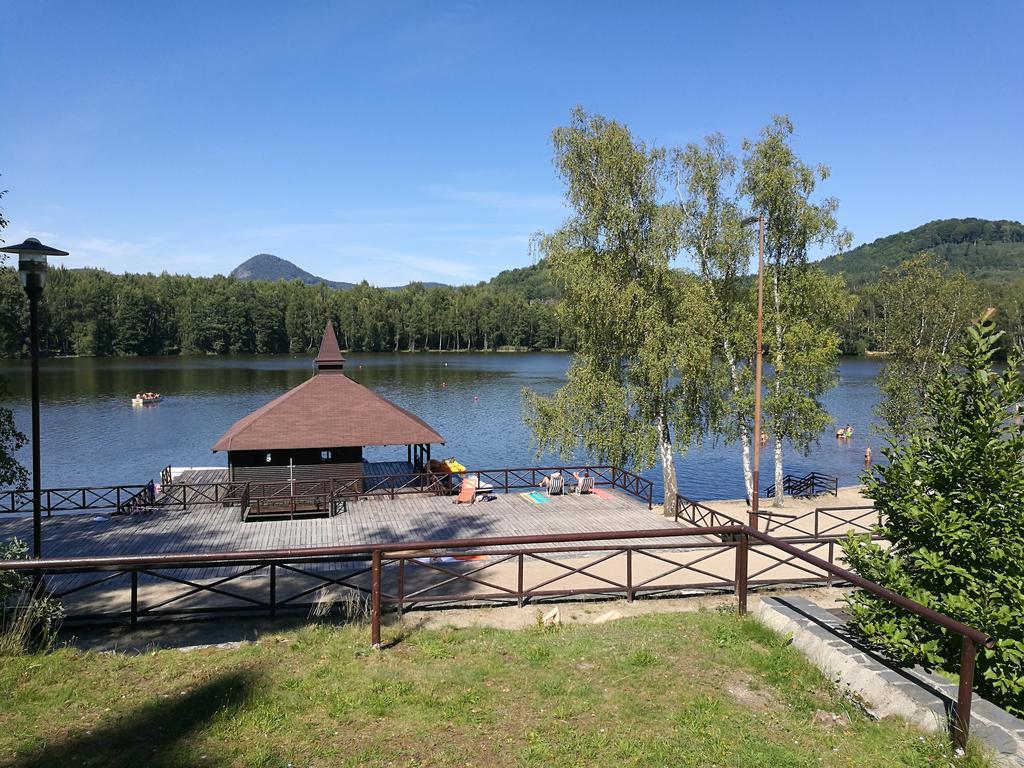 Pension Druhy Domov Novy Bor Exterior photo